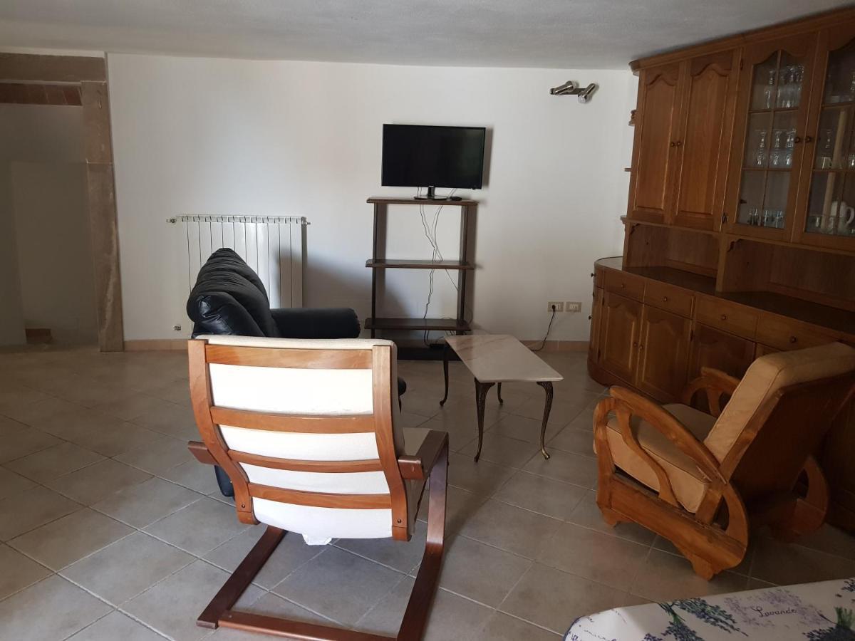 Appartamento Tipico In Piccolo Borgo Abruzzese Terranera Exterior photo